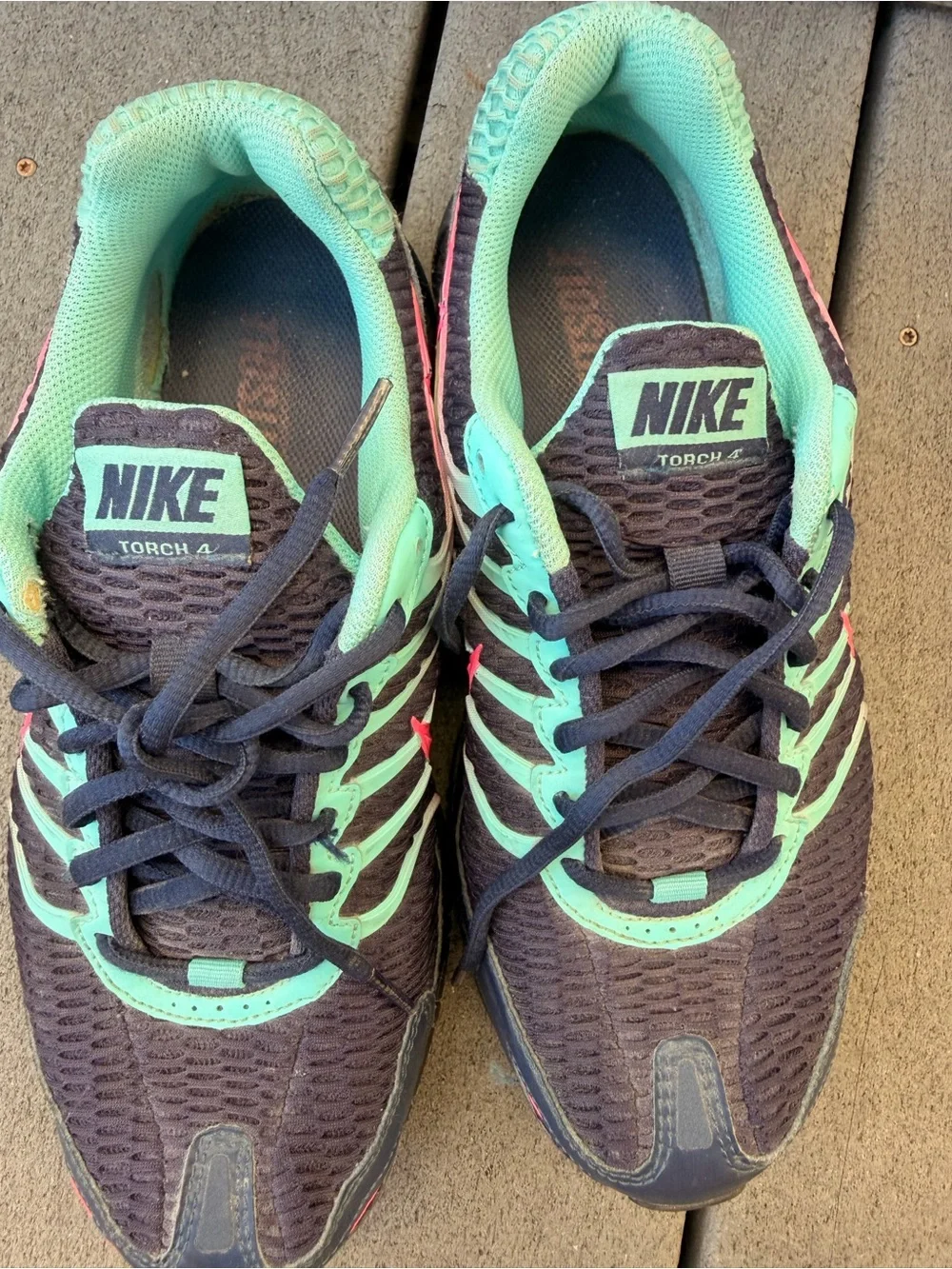 Nike Air Max Torch Running Shoes - men’s size: 10